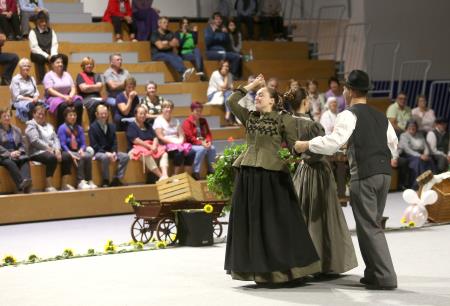 10 MEDNARODNI FOLKLORNI FESTIVAL KD RAKEK 15 FOTO LJUBO VUKELIČ